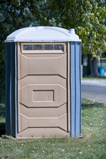 Best Portable restroom trailer rental  in Heber Overgaard, AZ